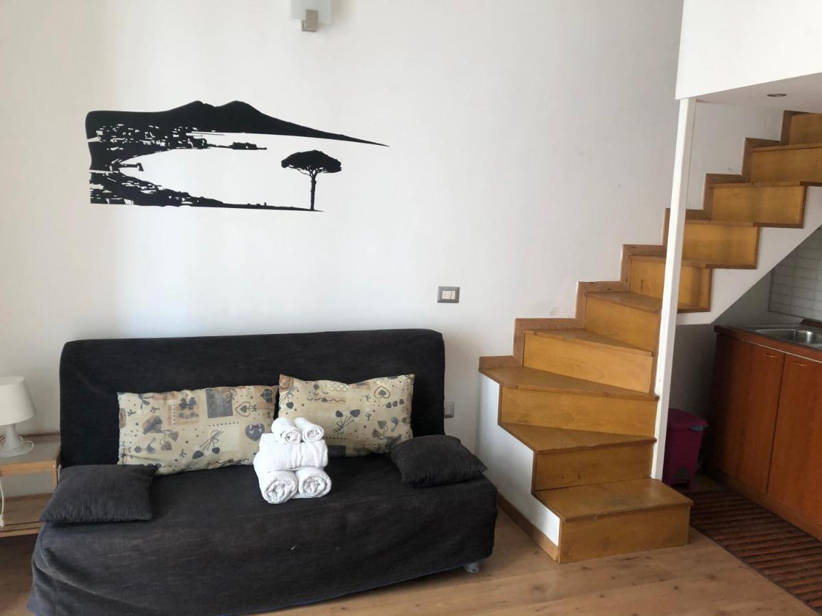 Ale & Tizy House Bed and Breakfast Napoli Eksteriør billede