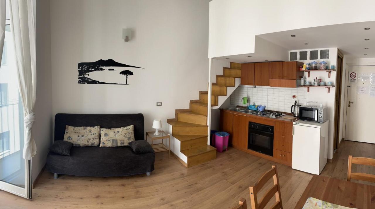 Ale & Tizy House Bed and Breakfast Napoli Eksteriør billede