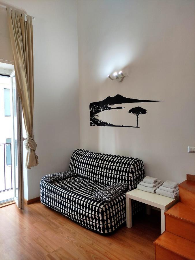 Ale & Tizy House Bed and Breakfast Napoli Eksteriør billede