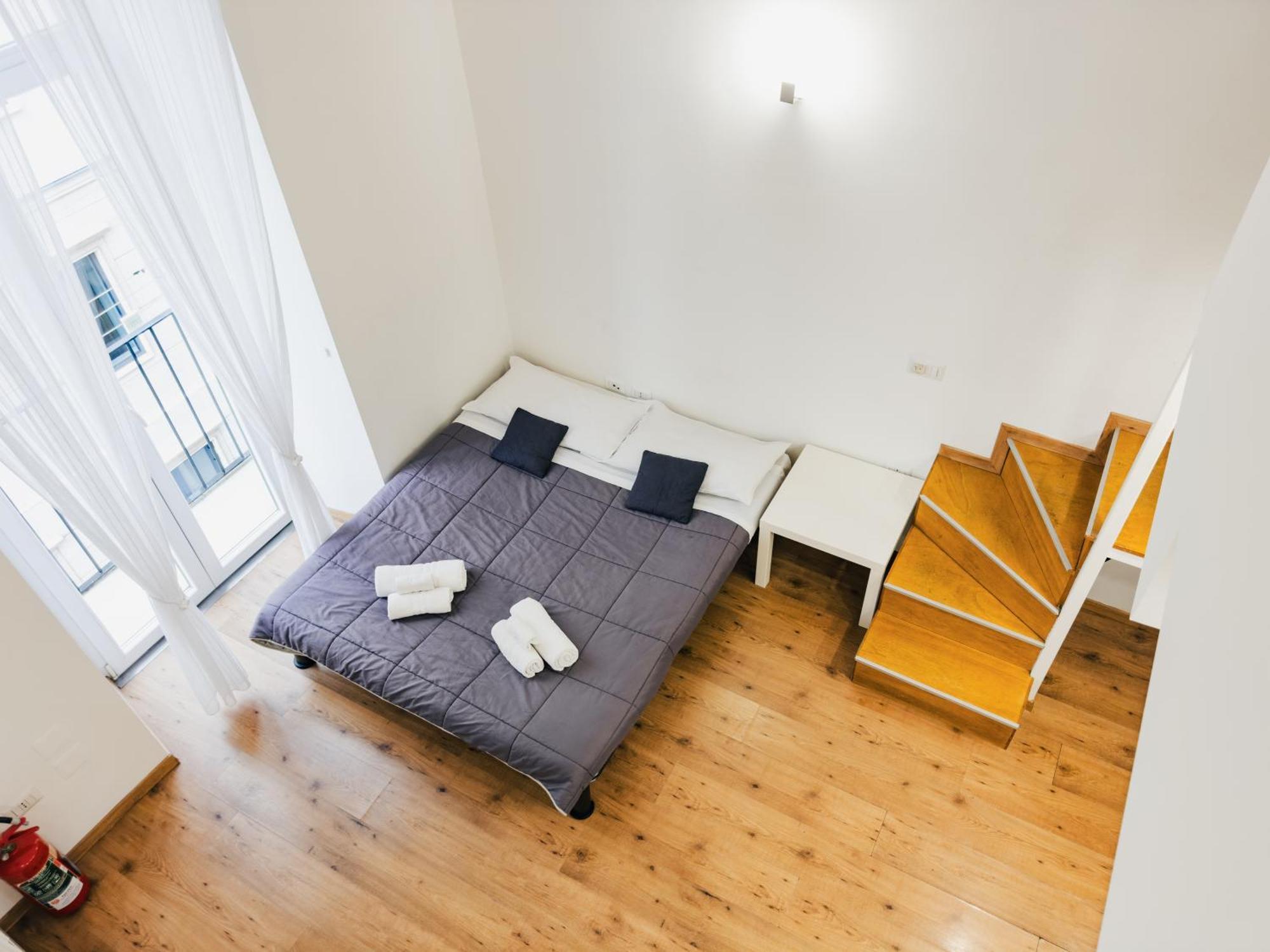 Ale & Tizy House Bed and Breakfast Napoli Eksteriør billede