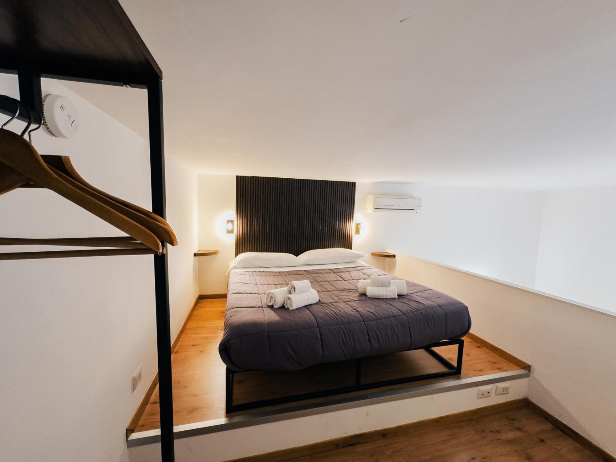 Ale & Tizy House Bed and Breakfast Napoli Eksteriør billede