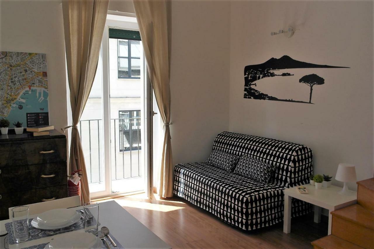 Ale & Tizy House Bed and Breakfast Napoli Eksteriør billede